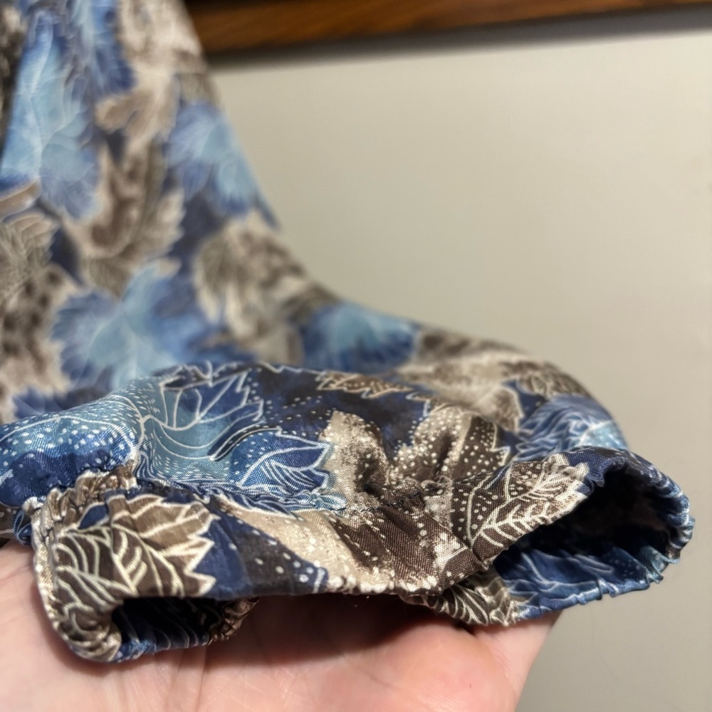 Stunt Sports Silk Jacket Size Medium Floral Abstract Print Detail Blue Grey - Picture 6 of 10